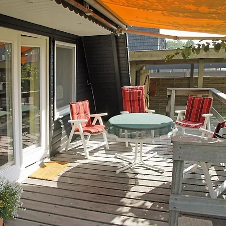 Prázdninový dům Melanie, Sauna, Kamin, 2 Schlafzimmer, Garten