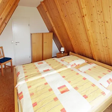 Prázdninový dům Melanie, Sauna, Kamin, 2 Schlafzimmer, Garten