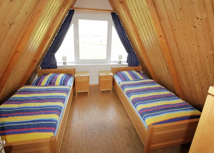 Melanie, Sauna, Kamin, 2 Schlafzimmer, Garten