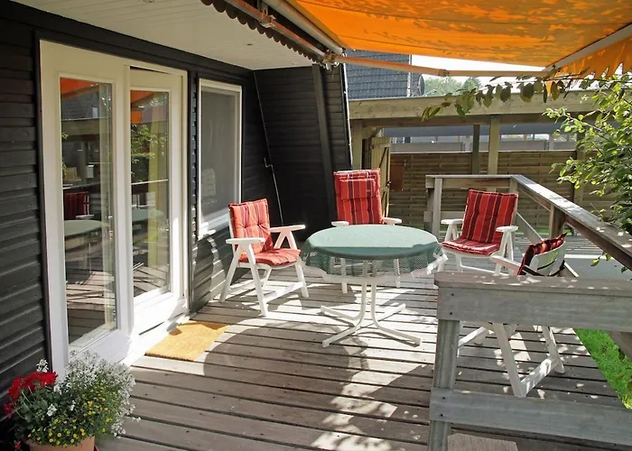 別荘 Melanie, Sauna, Kamin, 2 Schlafzimmer, Garten