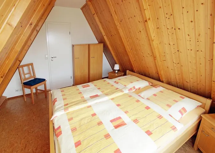 別荘 Melanie, Sauna, Kamin, 2 Schlafzimmer, Garten